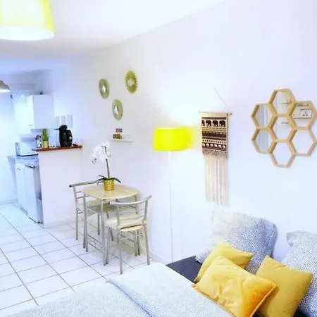 A 5 Mn A Pied De La Gare Saint-roch Apartmán *