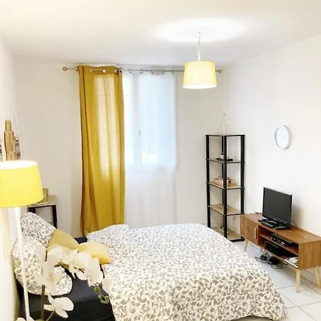A 5 Mn A Pied De La Gare Saint-roch Apartment